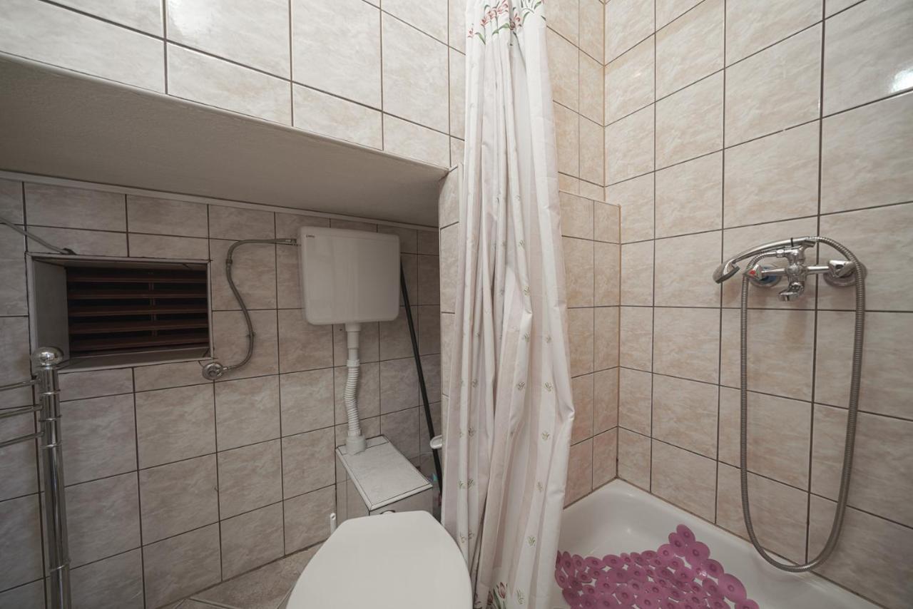 Apartmani Krizanovic Vodice Eksteriør bilde