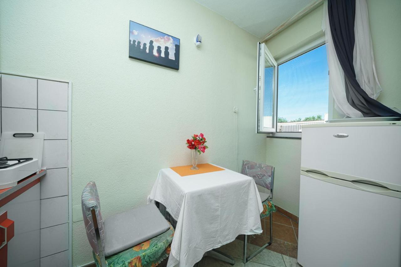 Apartmani Krizanovic Vodice Eksteriør bilde