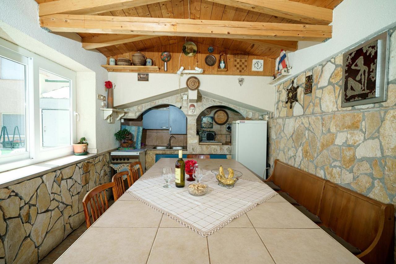 Apartmani Krizanovic Vodice Eksteriør bilde